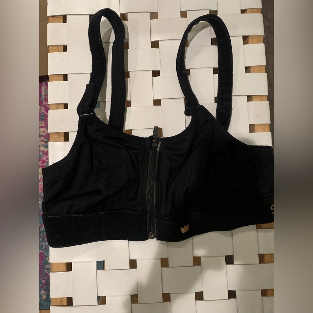 SheFit Front-Zip Women's Sports Bra - 1X